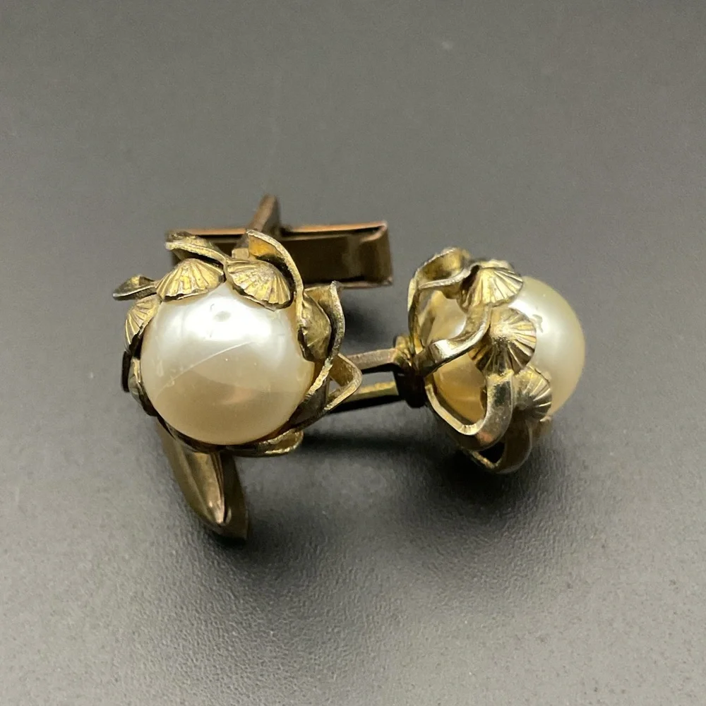 Vintage Faux Pearl Cuff Link Set